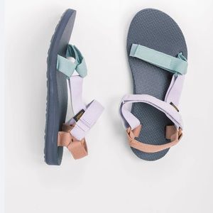 TEVA original universal sandals in orion blue multi Size 10